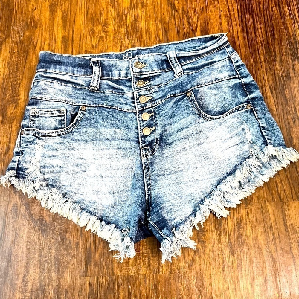 No Boundaries high rise junior girls size 11 Jean shorts